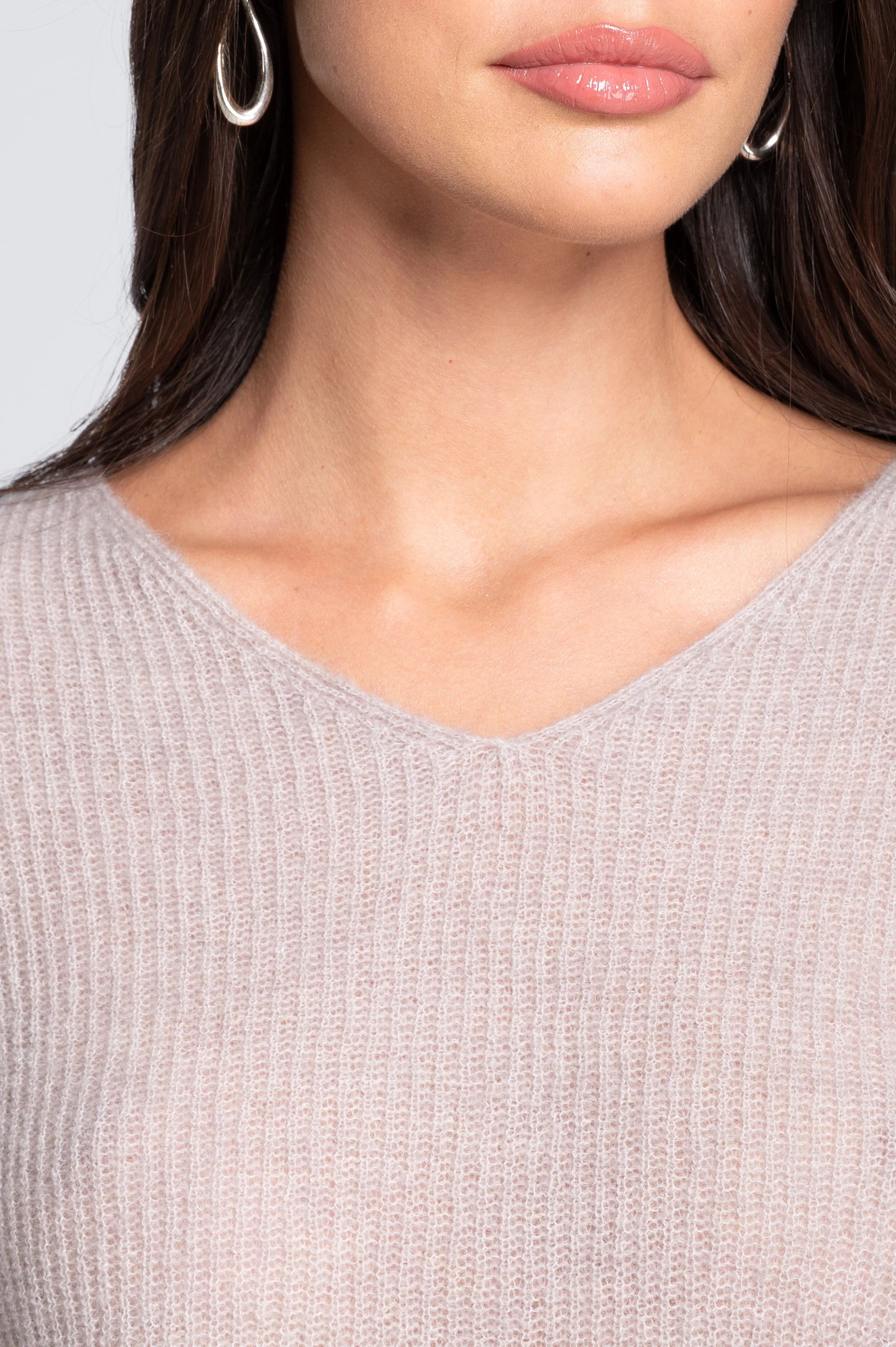 V neck pullover in alpaca 7483 - Image 17