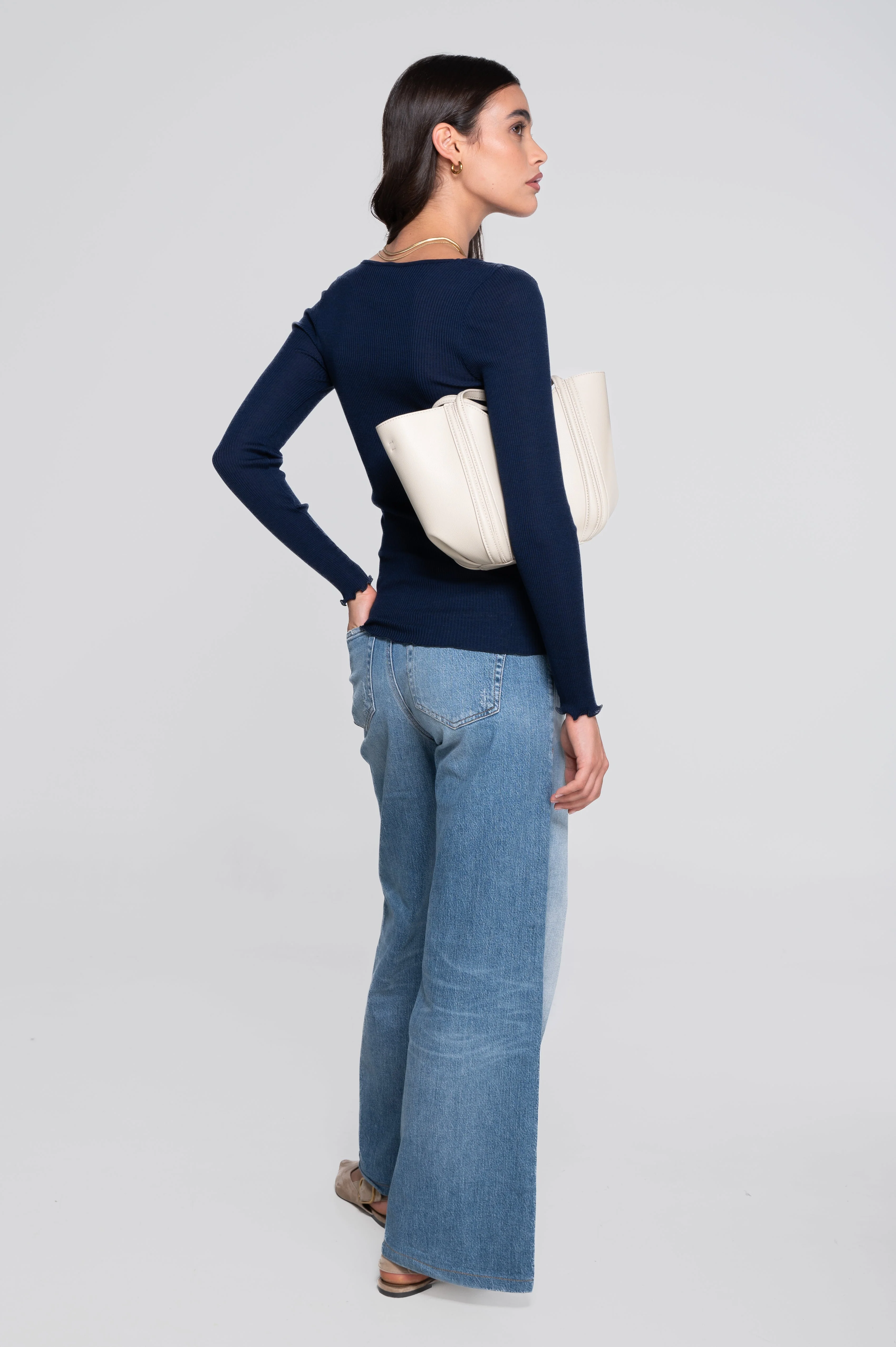 Wool and silk long sleeves V neck shirt 3486 - Image 12