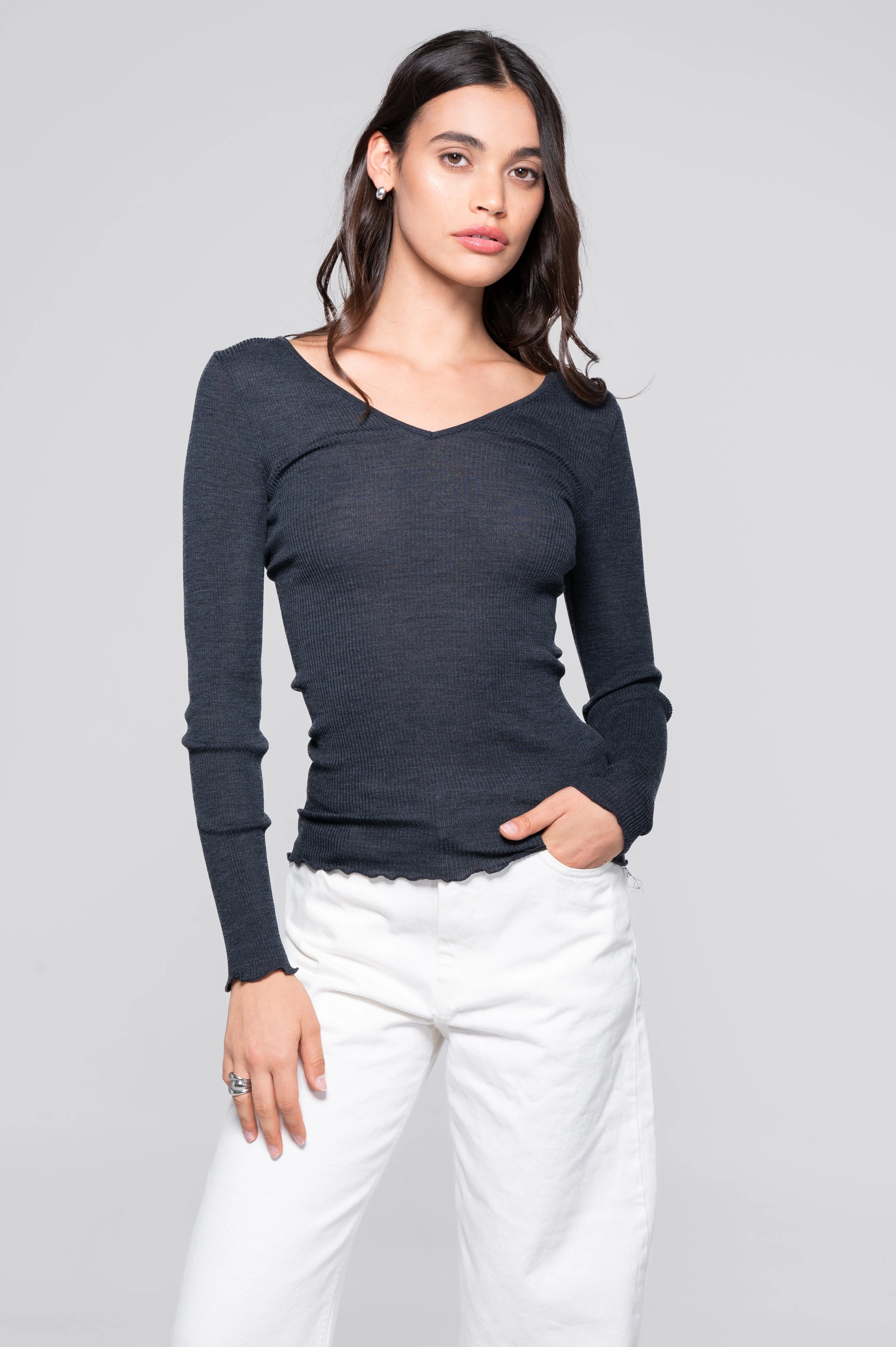Wool and silk long sleeves V neck shirt 3486 - Image 29