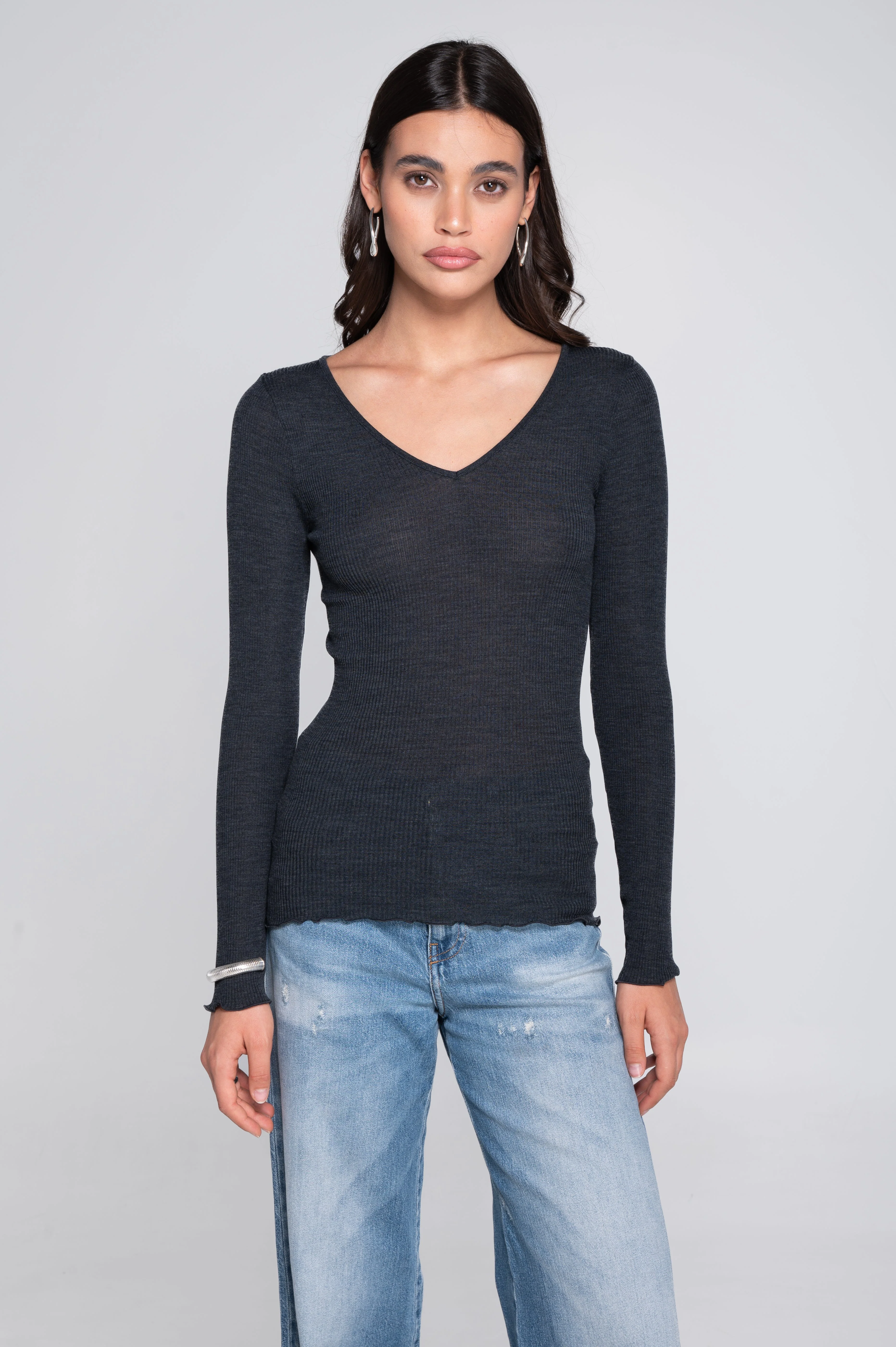 Wool and silk long sleeves V neck shirt 3486 - Image 31