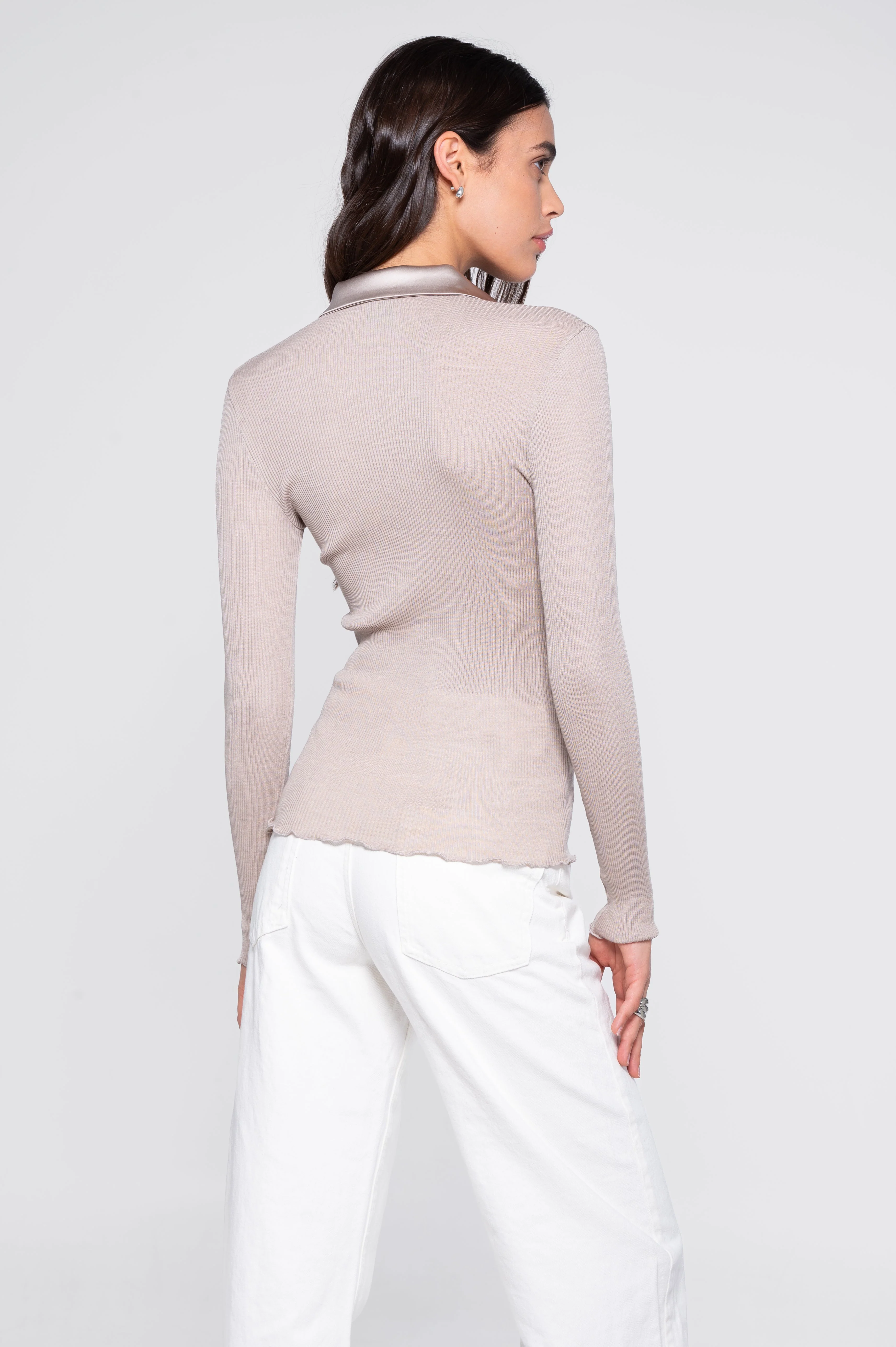 Wool and silk long sleeves shirt with satin opening 6350 - Image 8
