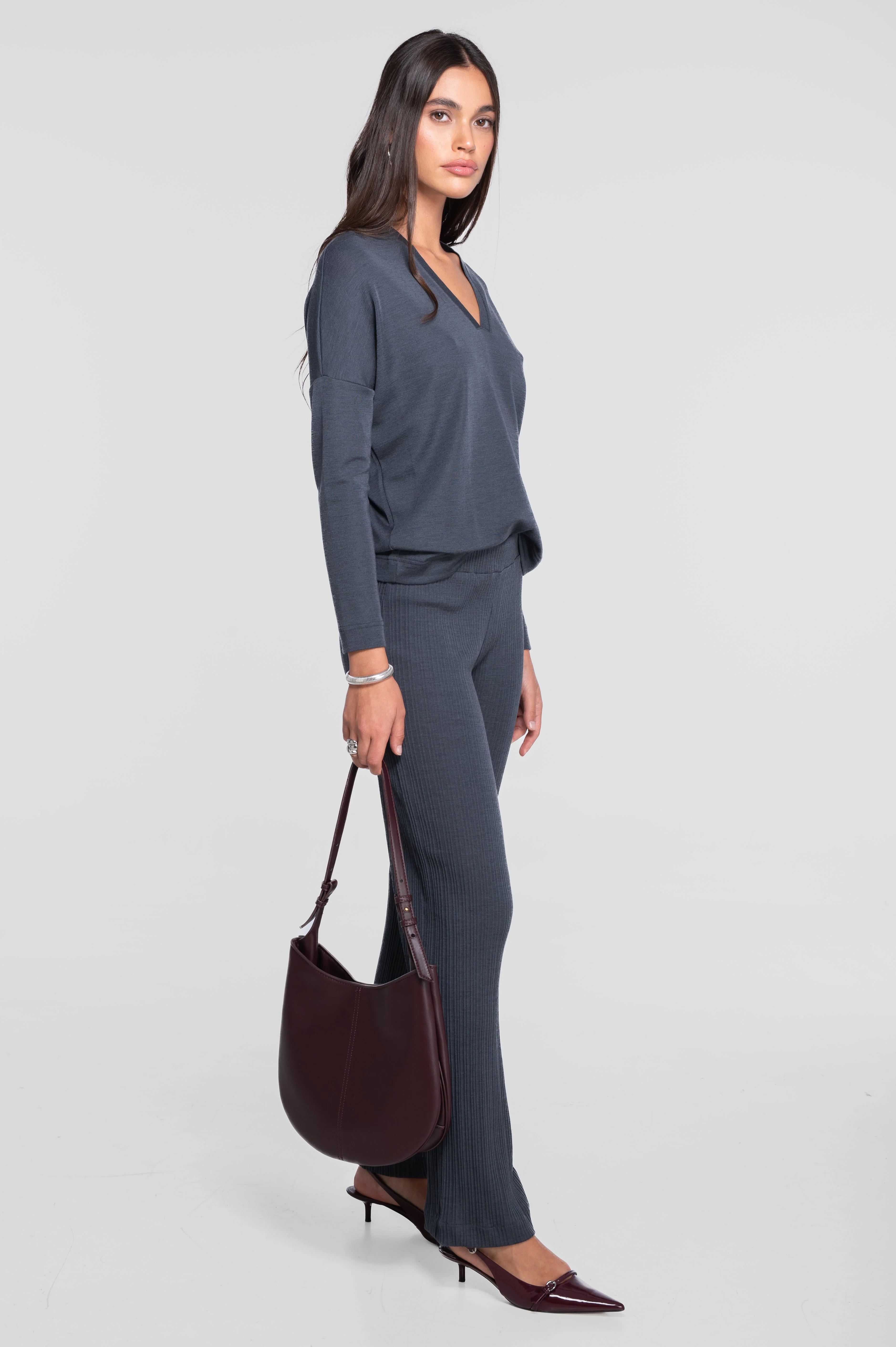 Wool and silk long sleeves V neck shirt 7636 - Image 23