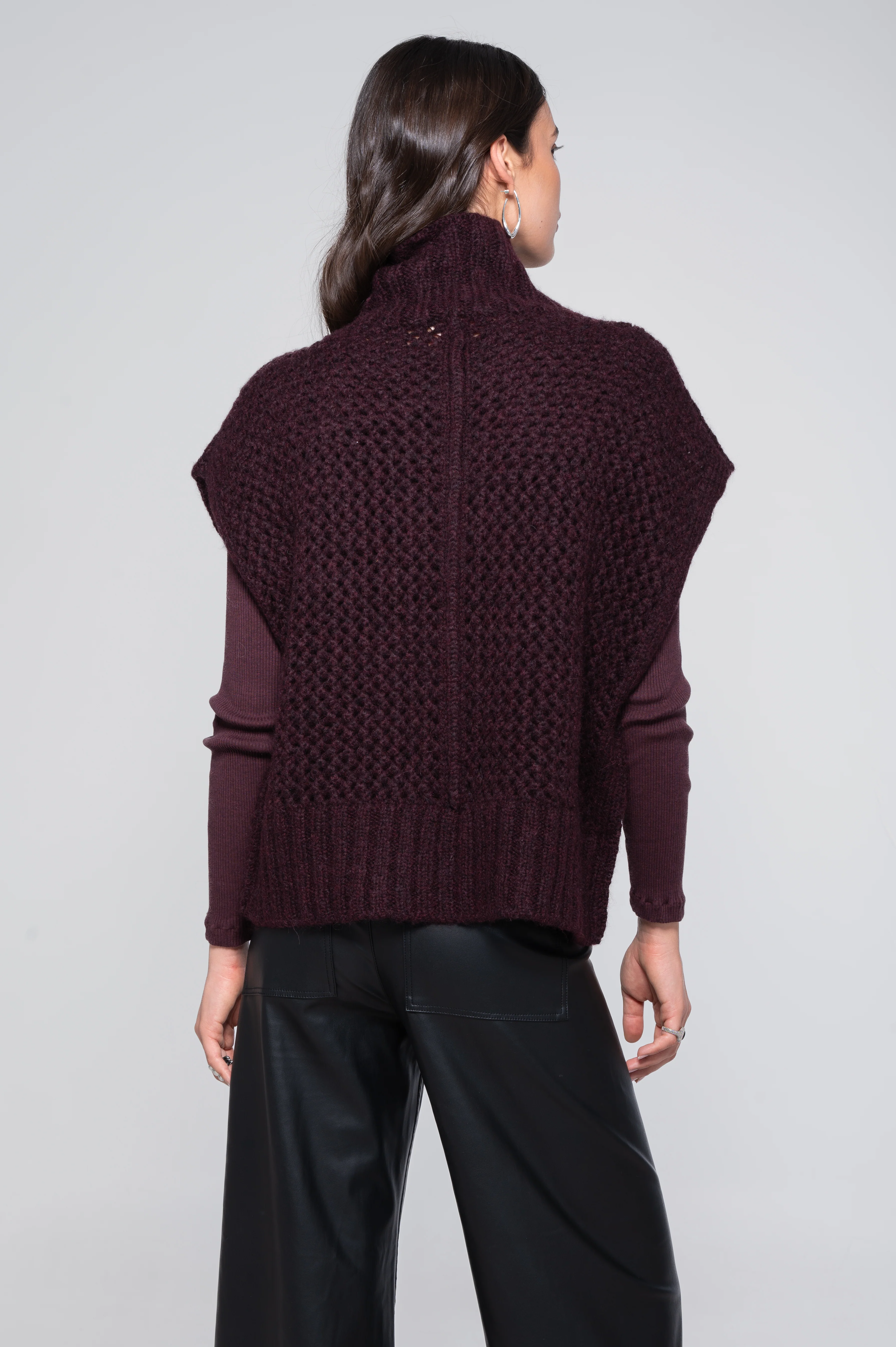 Mock neck vest in alpaca blend with openwork texture 7681 - Image 7