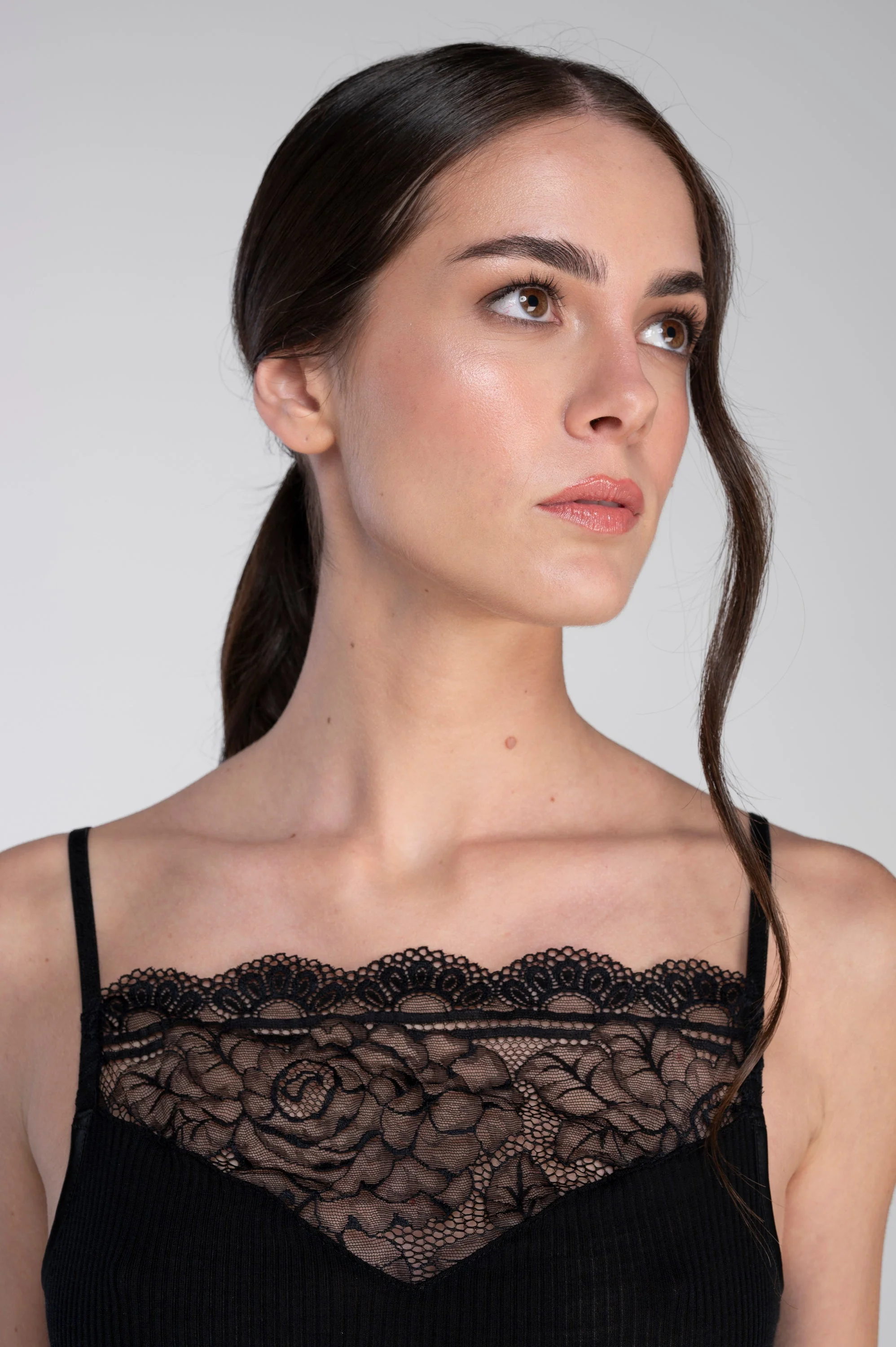 Wool and silk camisole top with Leavers lace 7411 - Image 3