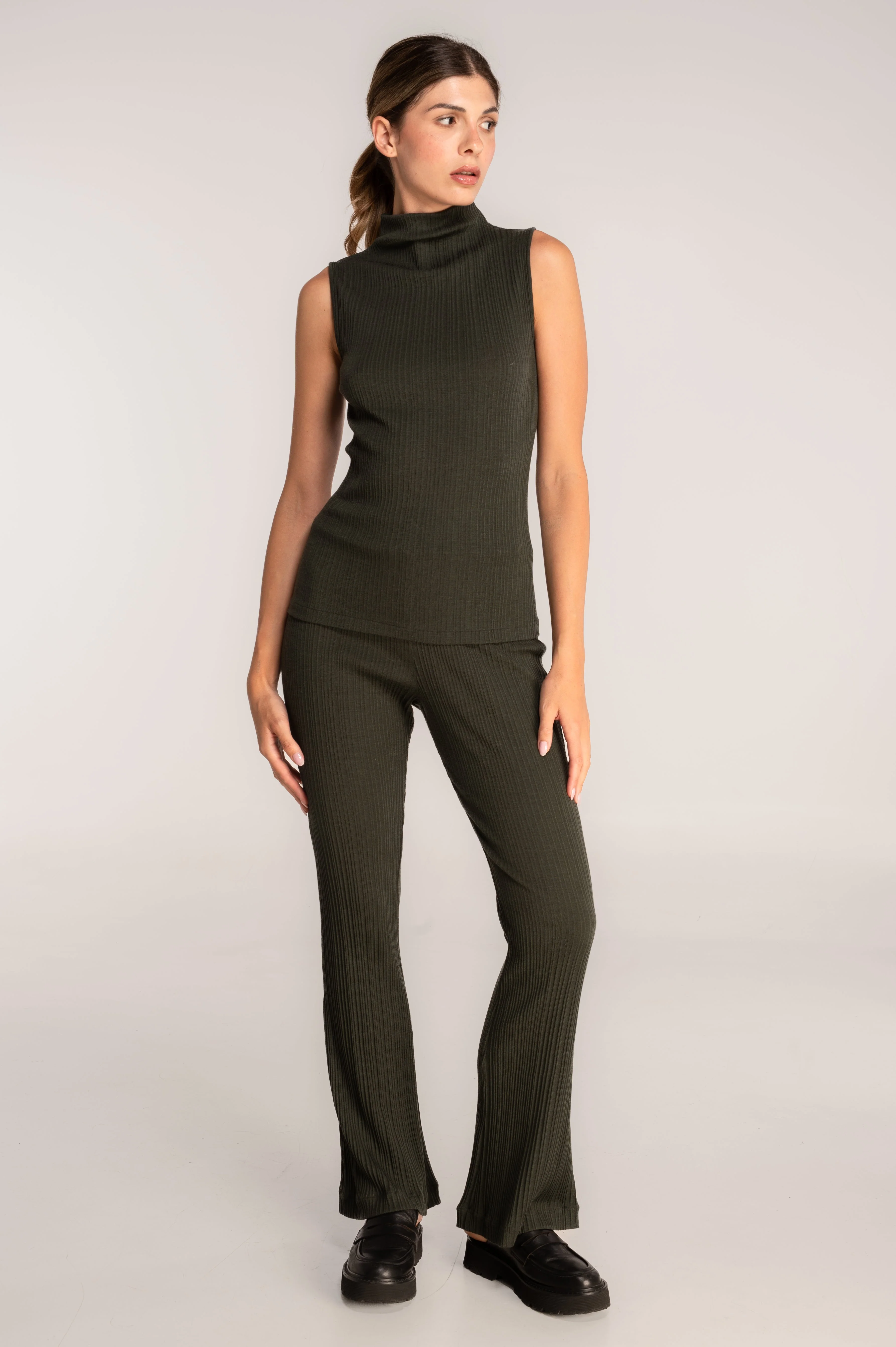 Wool and silk sleeveless mock neck top 7465 - Image 10