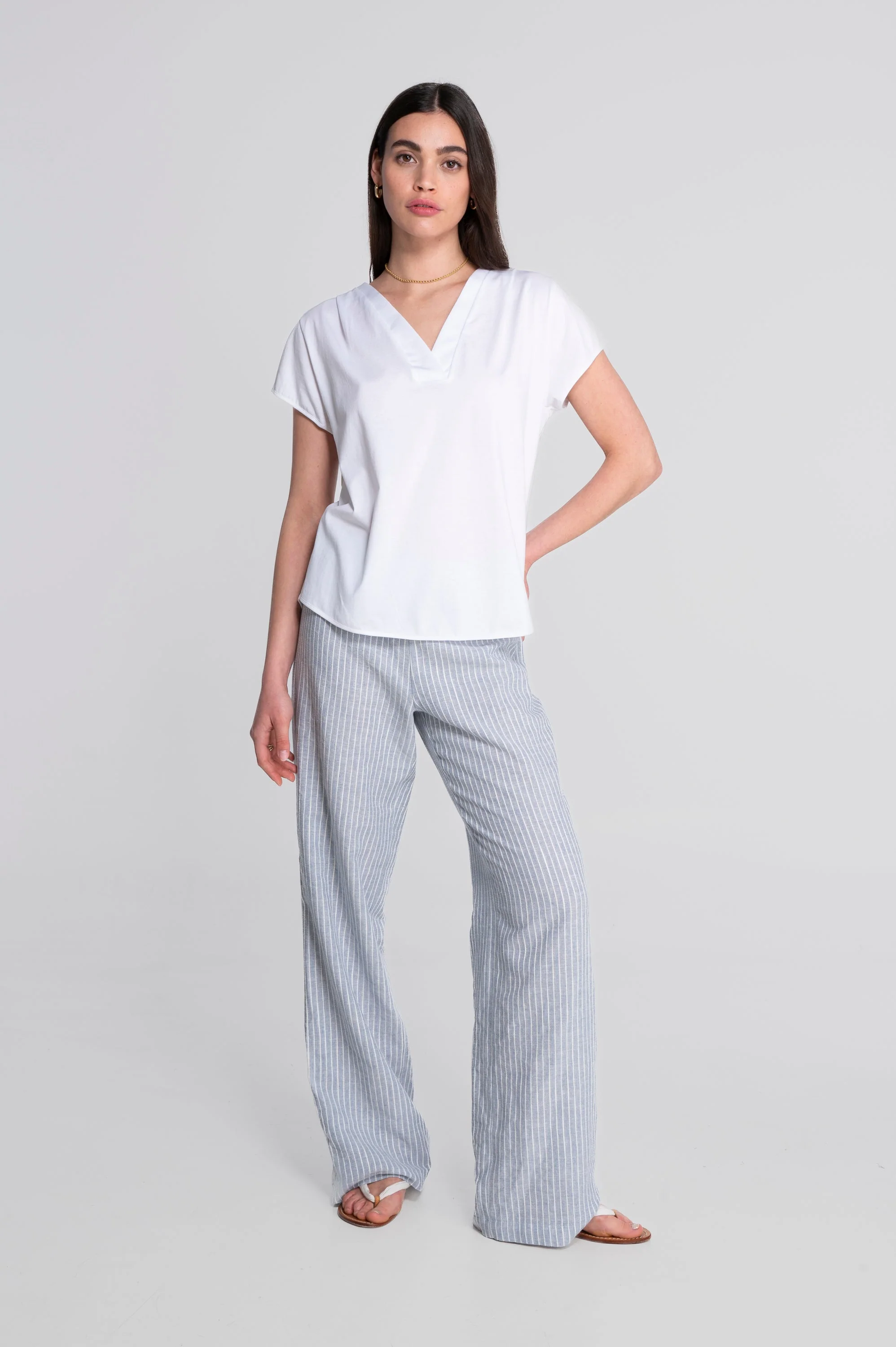 V neck flared T-shirt in jersey cotton 407 - Image 11