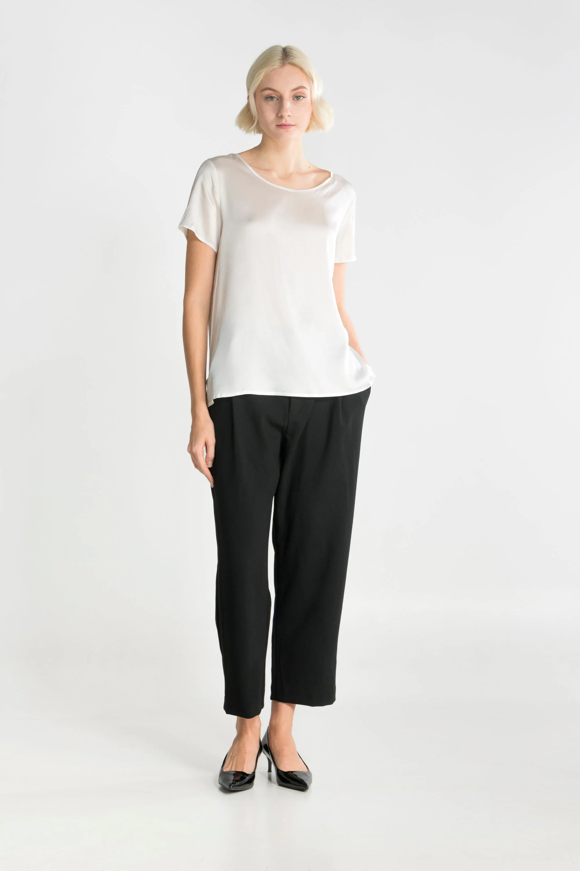 T-shirt in viscose with chantilly lace 1419 - Image 3