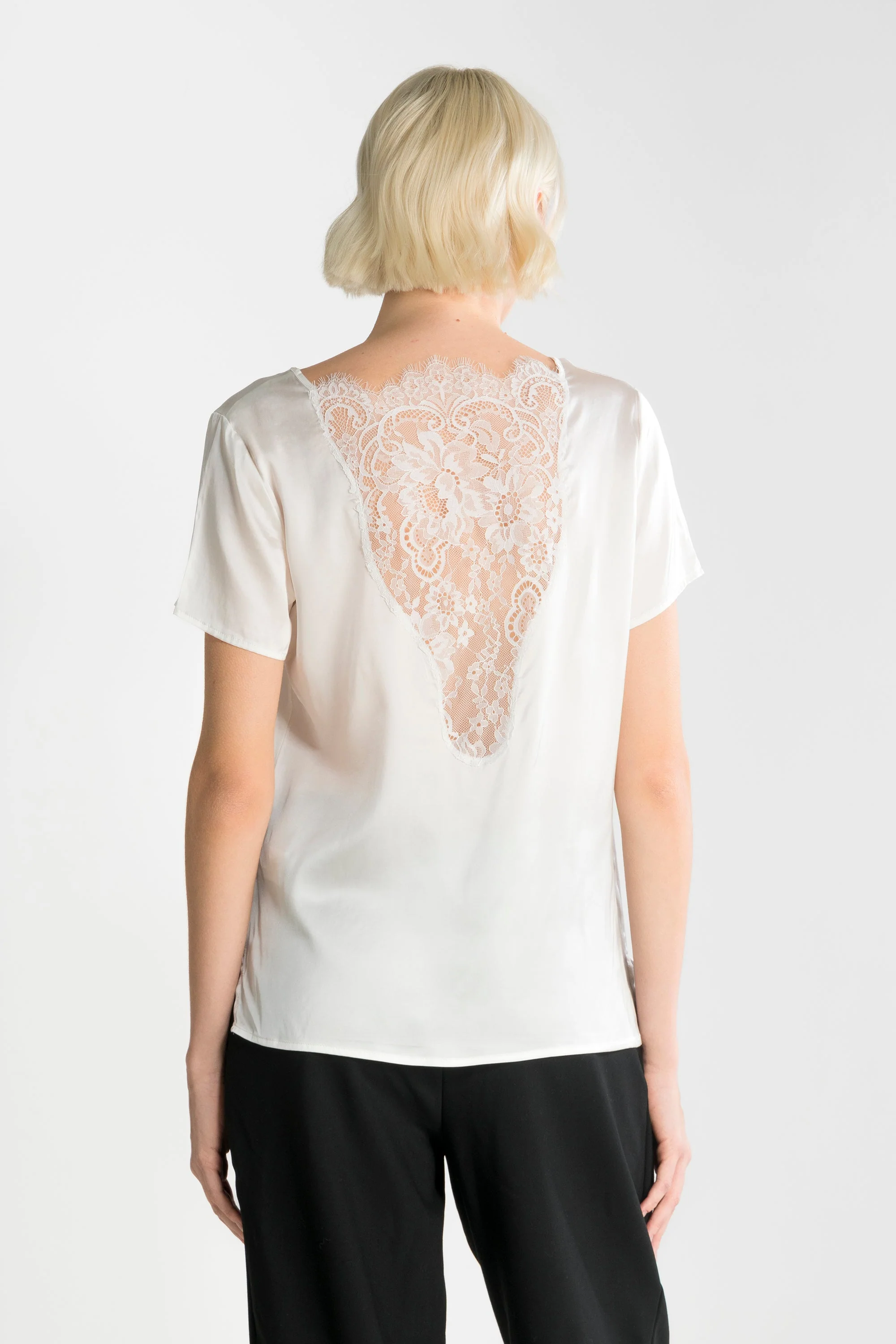 T-shirt in viscose with chantilly lace 1419 - Image 4