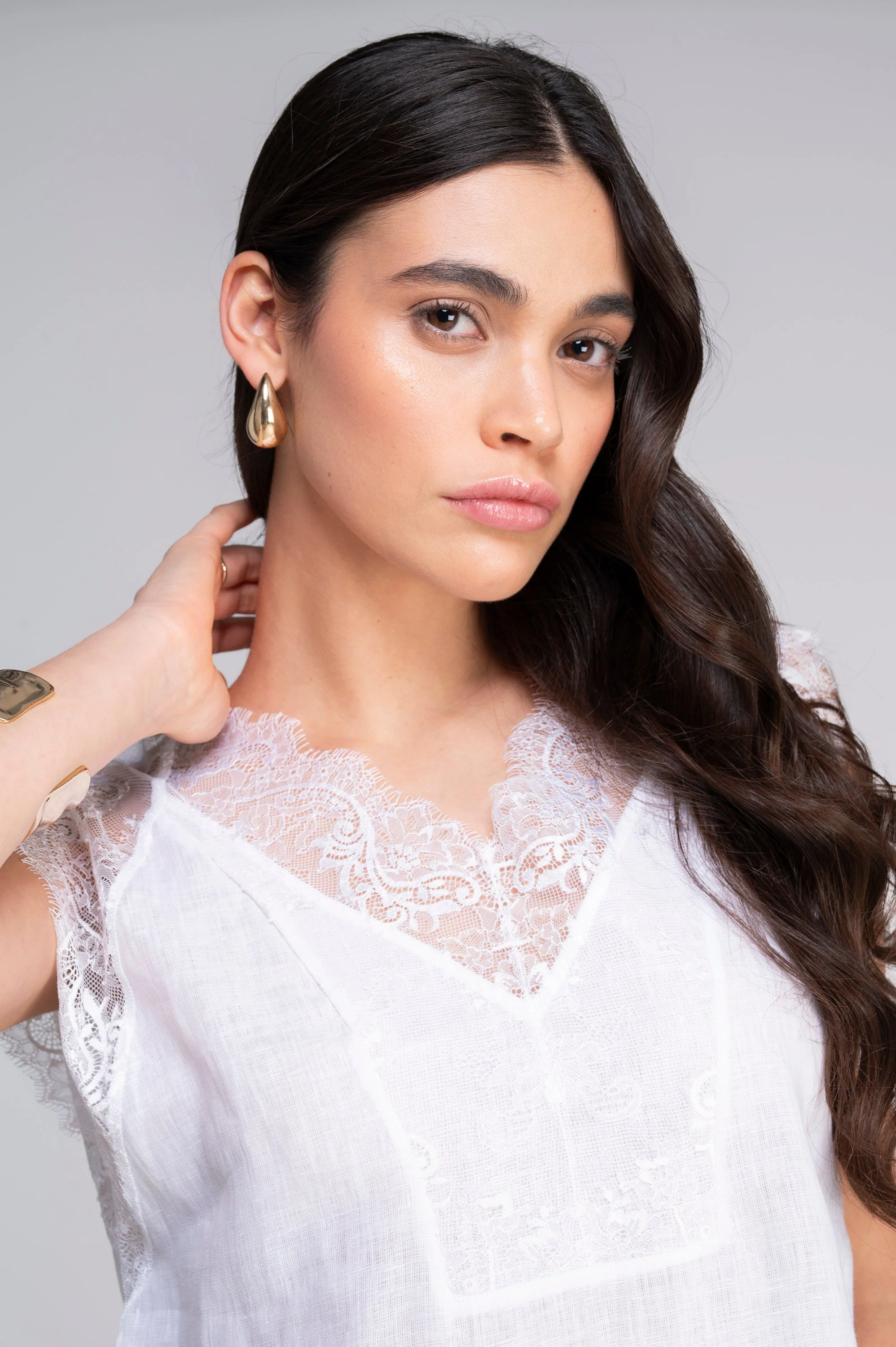 Linen short sleeves shirt with chantilly lace 7521 - Image 9