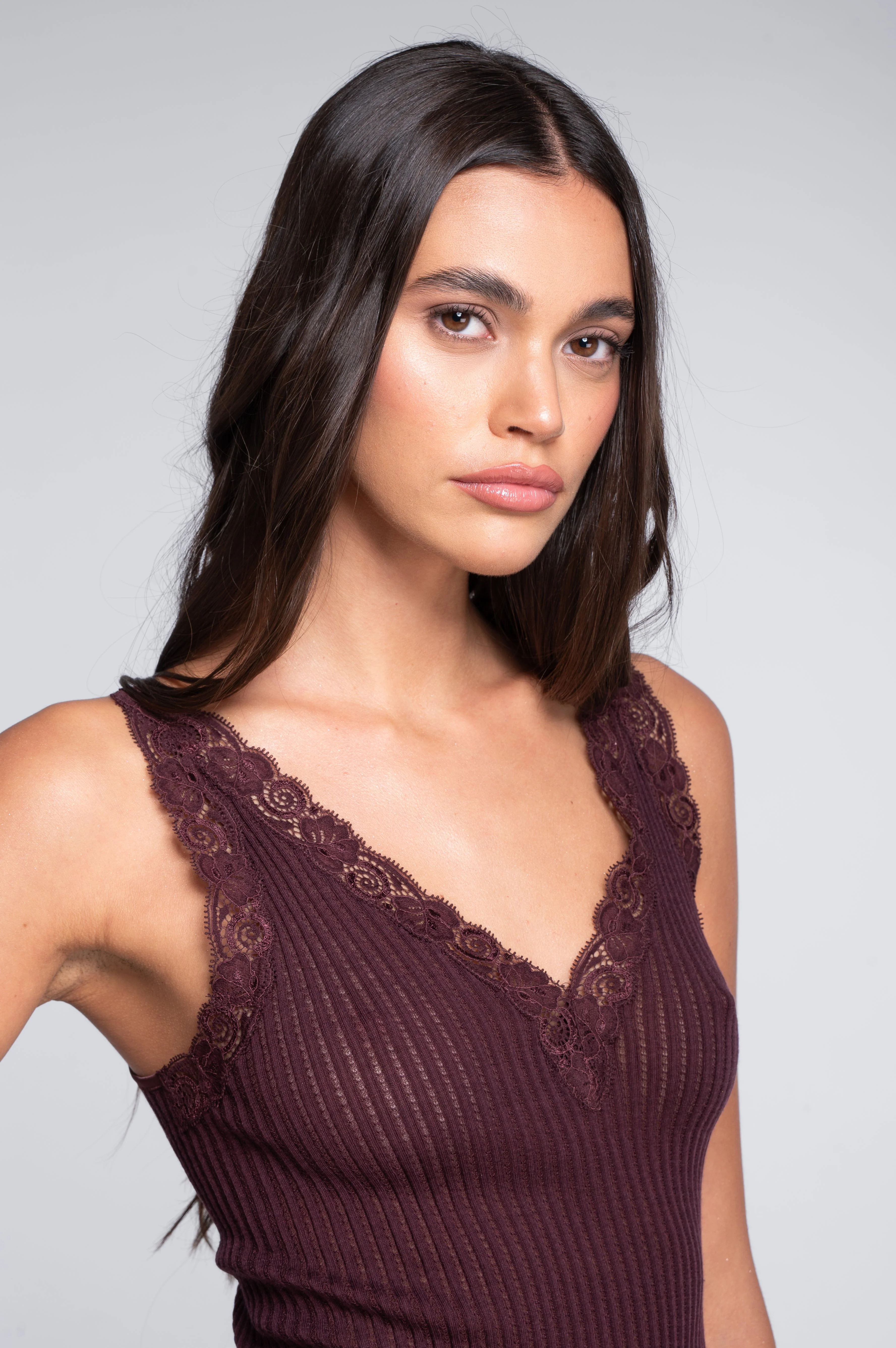V neck camisole top in ajouré wool and silk with Leavers lace 7647 - Image 5