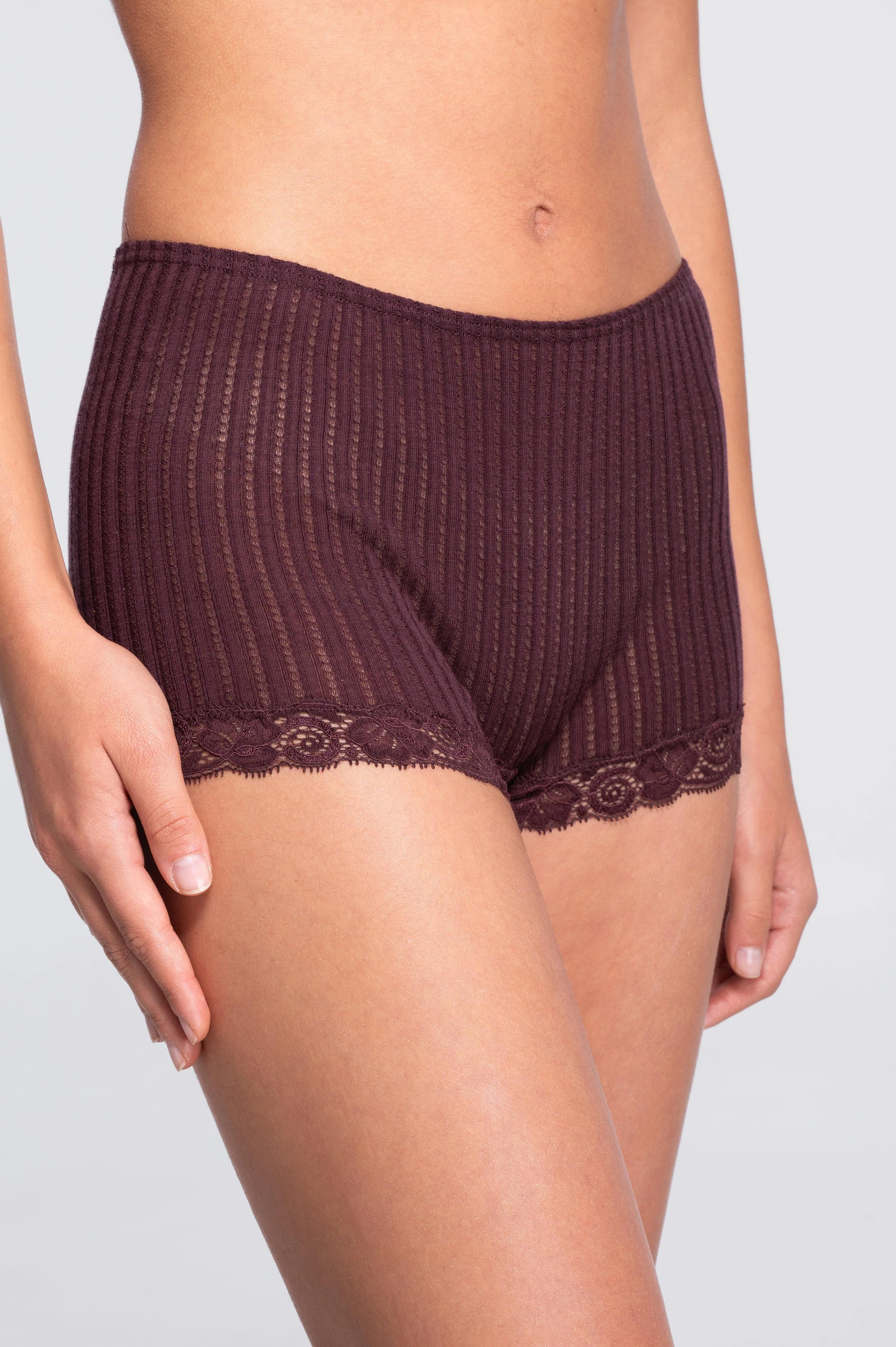Mid-rise panties in ajouré wool and silk with Leavers lace 7645 - Image 21
