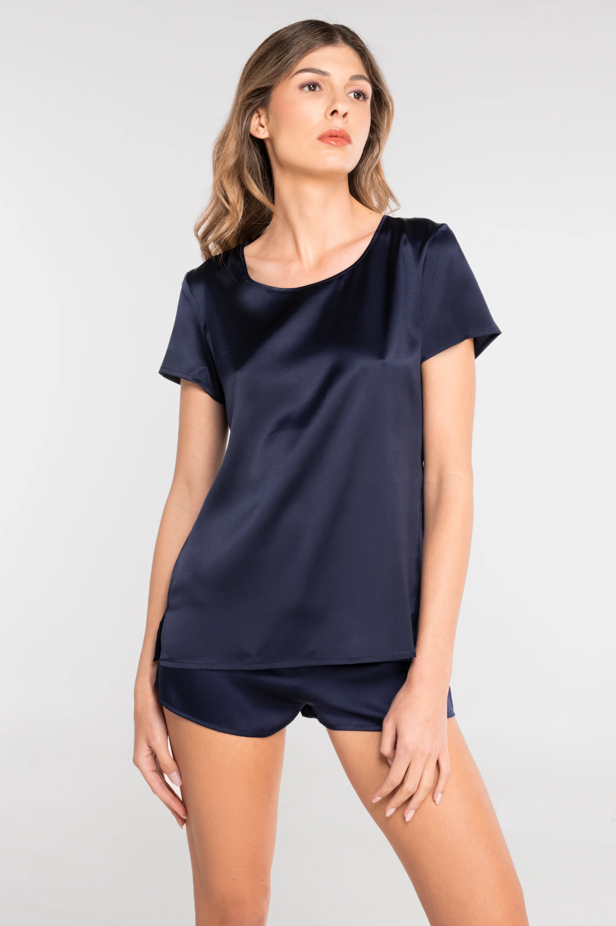 Short-sleeved stretch silk top 10308 - Image 16